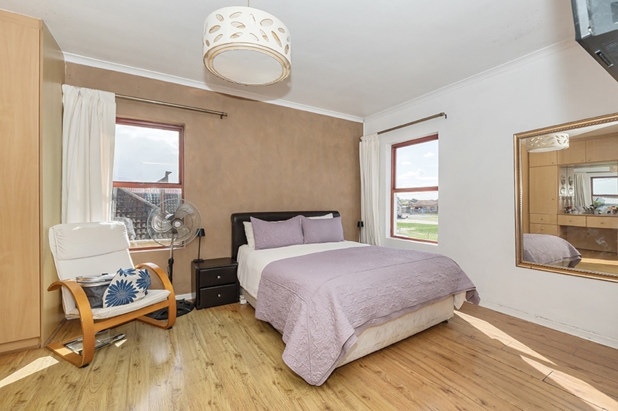 2 Bedroom Property for Sale in Southfield Western Cape